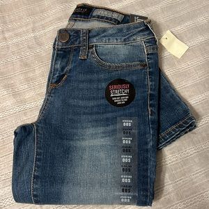 NWT Aeropostale Seriously Stretchy Jeggings